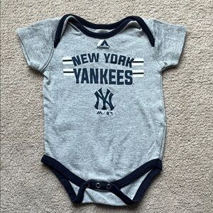 New York Yankees Baby Bodysuit